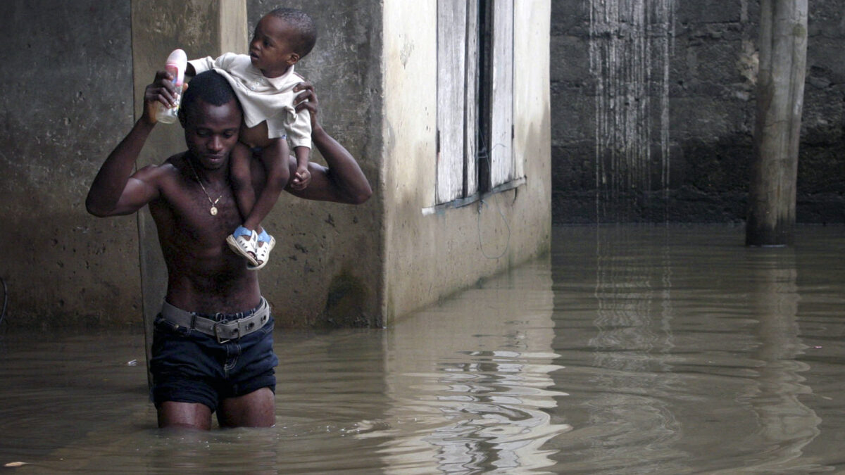 Nigéria registra pior enchente em uma década, com mais de 600 mortos após meses de alertas não respondidos