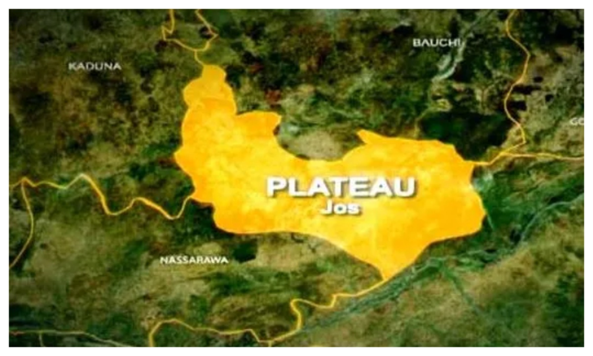Casas destruídas por temporal no Plateau State, Nigéria
