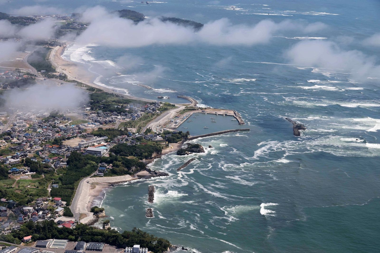 Primeiras ondas do tsunami chegam à costa do Pacífico do Japão após o terremoto de Kamchatka, em Shiogama, Miyagi, 30 de julho de 2025