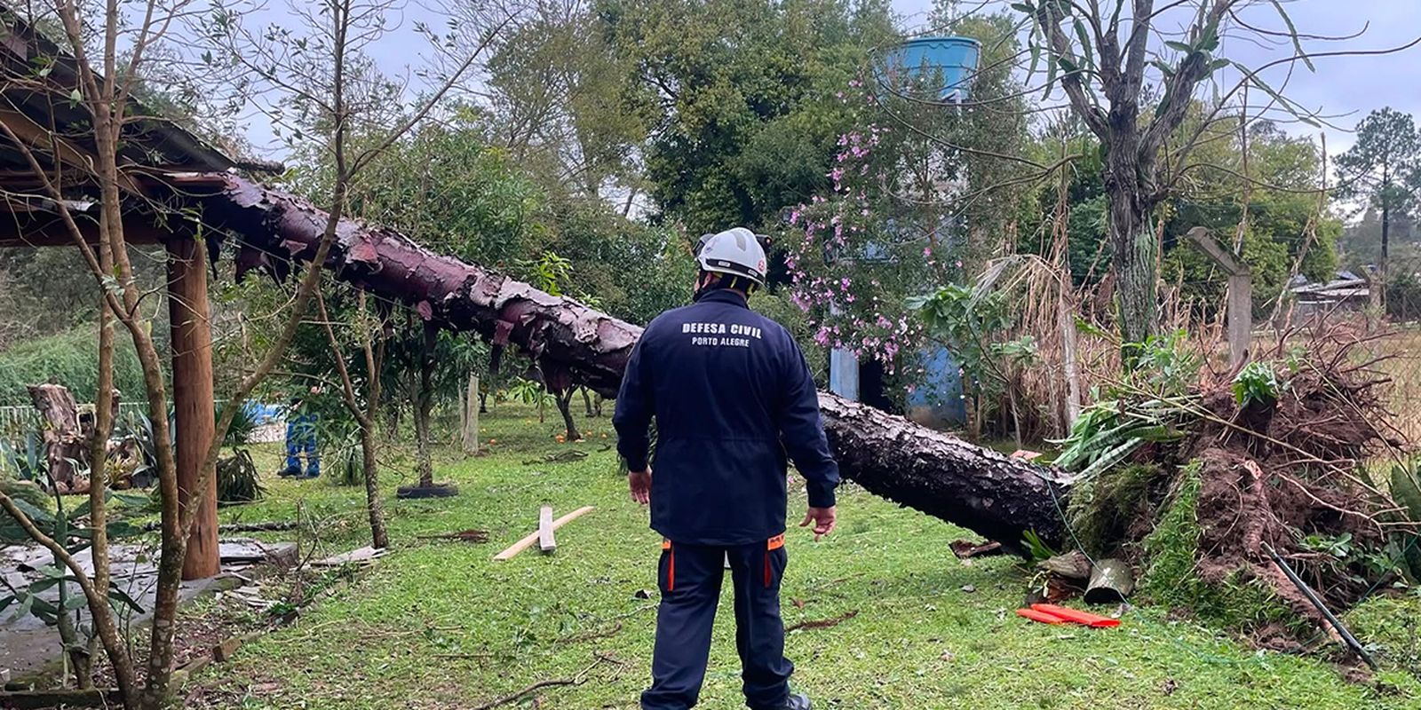 Defesa Civil de Porto Alegre em apoio a Eldorado do Sul
