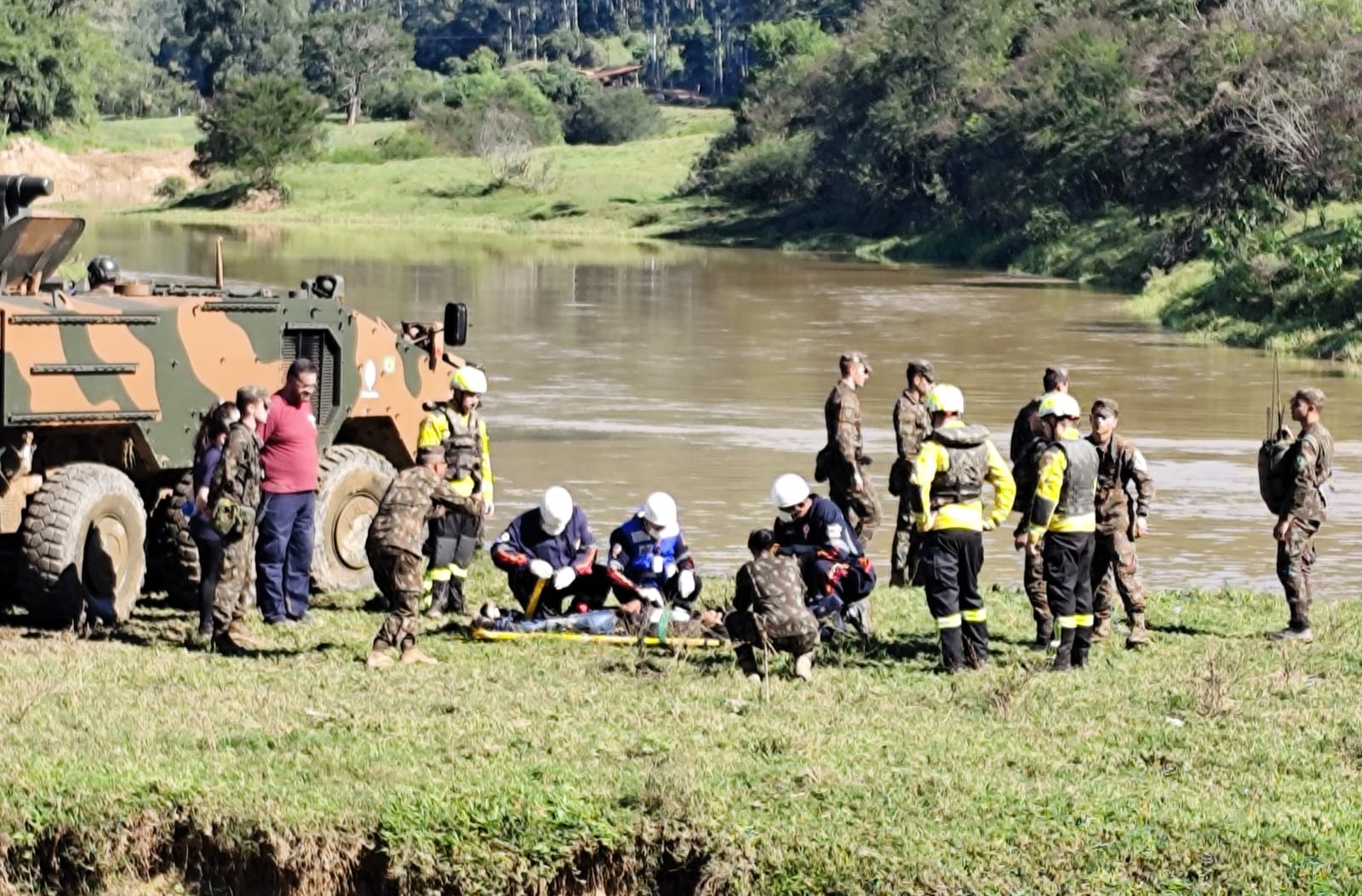 Simulado de ajuda humanitária em São João Batista, Santa Catarina